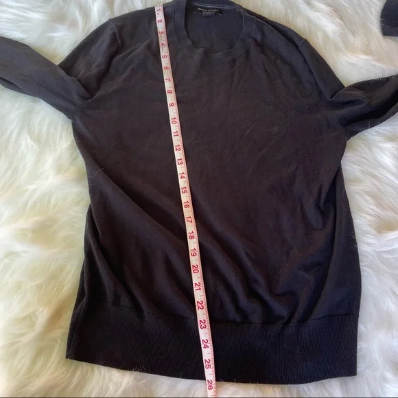 Banana Republic Luxury Blend Black Crewneck Sweater - Picture 5 of 9